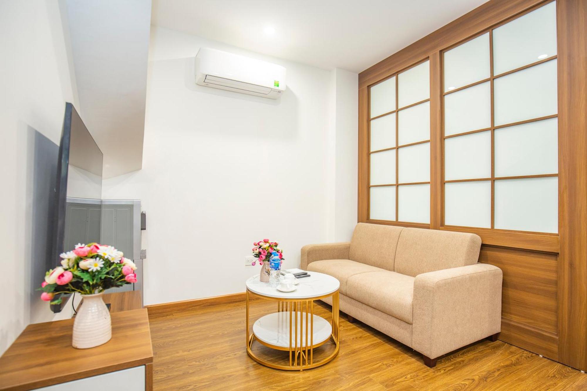 Sumitomo Apartment - Linh Lang Street Hanoi Buitenkant foto