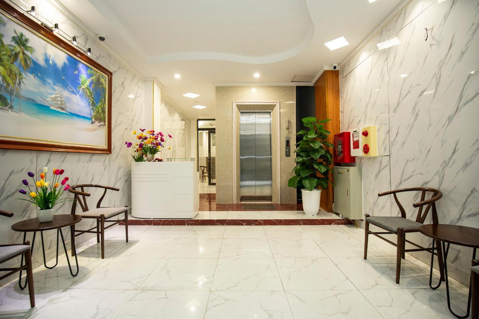 Sumitomo Apartment - Linh Lang Street Hanoi Buitenkant foto